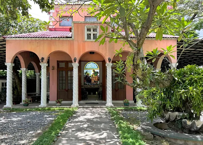 Miranamin Nest Rosal - Garden View In Unique Historic Estate With Indoor Plunge Pool, Self-service Breakfast, Guest Kitchen Apartment *