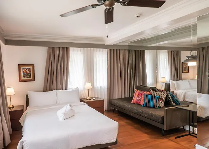 Miranamin Nest Rosal - Garden View In Unique Historic Estate With Indoor Plunge Pool, Self-service Breakfast, Guest Kitchen Apartment *