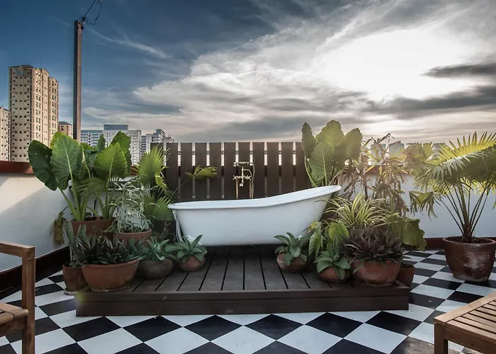 Apartment Miranamin Nest Rosal - Garden View In Unique Historic Estate With Indoor Plunge Pool, Self-service Breakfast, Guest Kitchen *